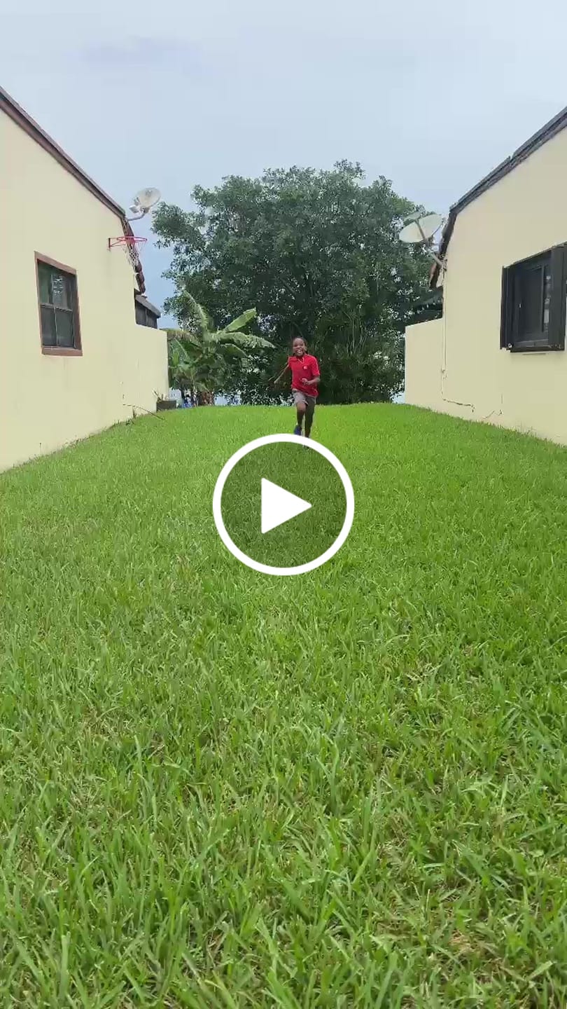Customer video review of Classic 'The Joker' Football Cleats - Quantum Speed by Phenom Elite