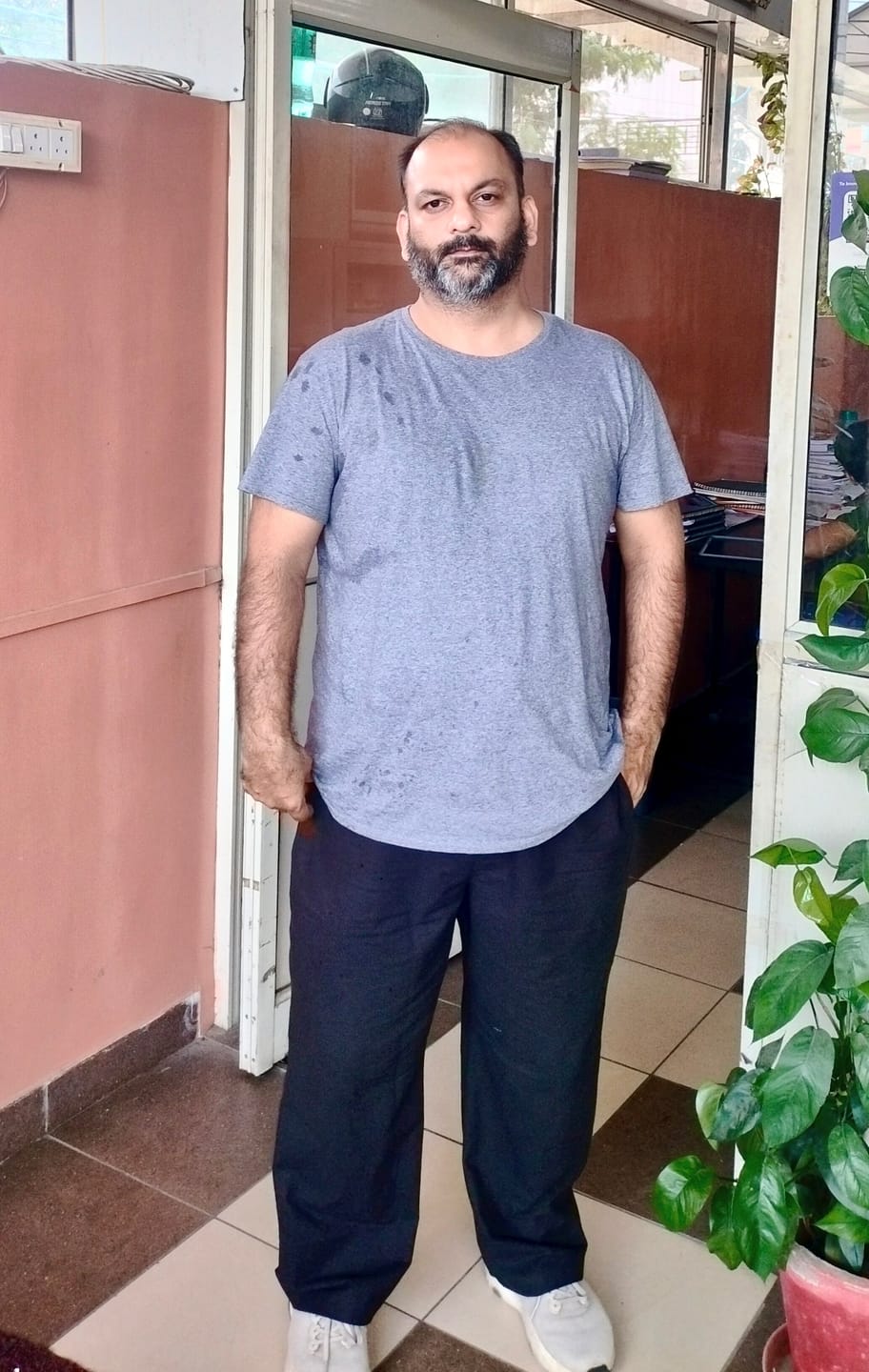 Customer photo review of Men Black Cotton Pant