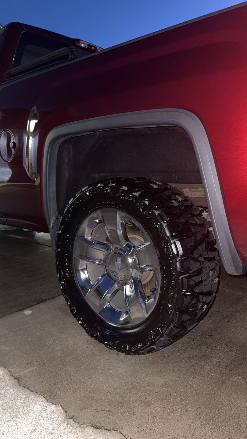 Customer photo review of Decked Out Tire Dressing - 16 oz.