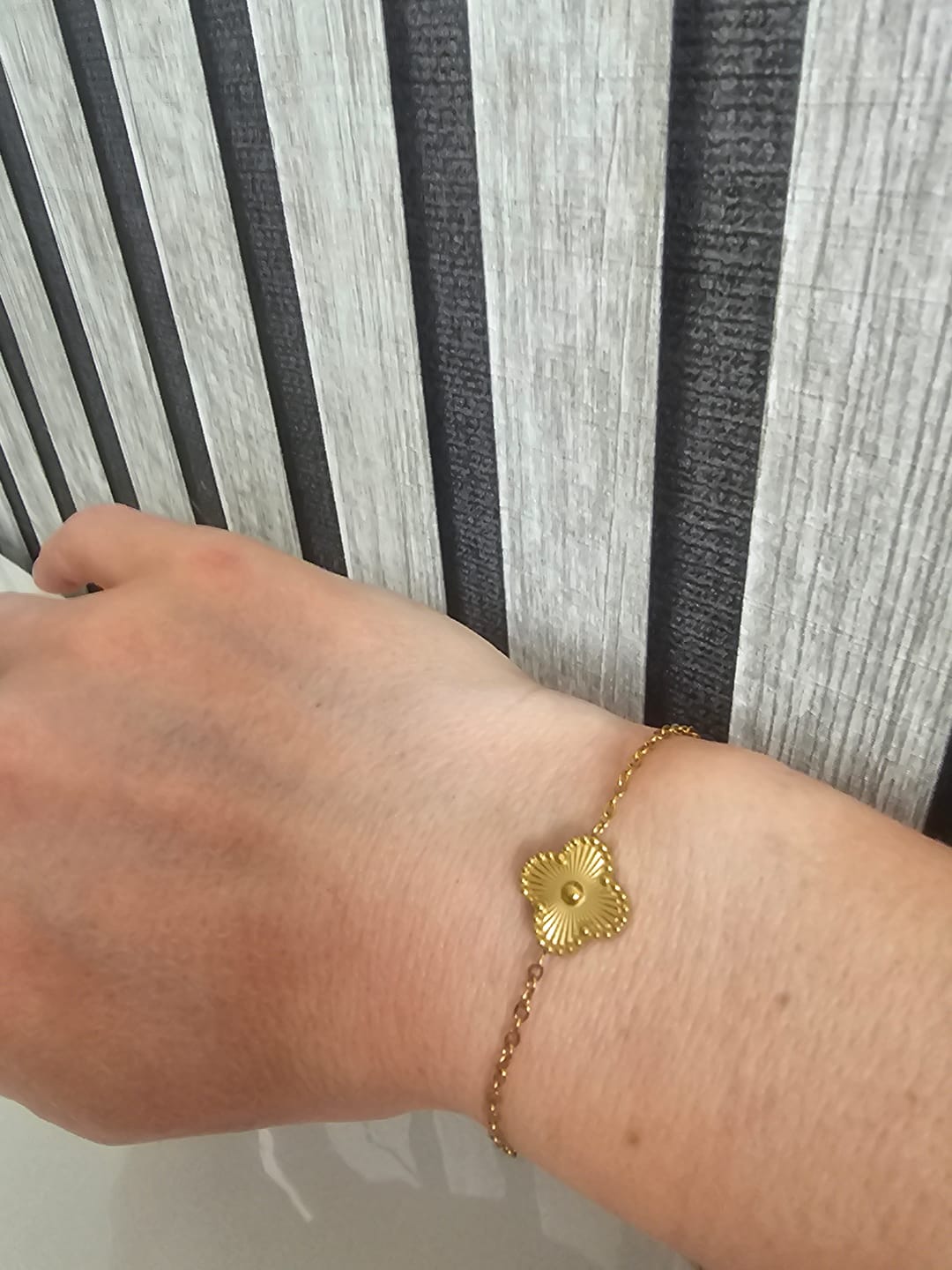 Customer photo review of Surprise Gift