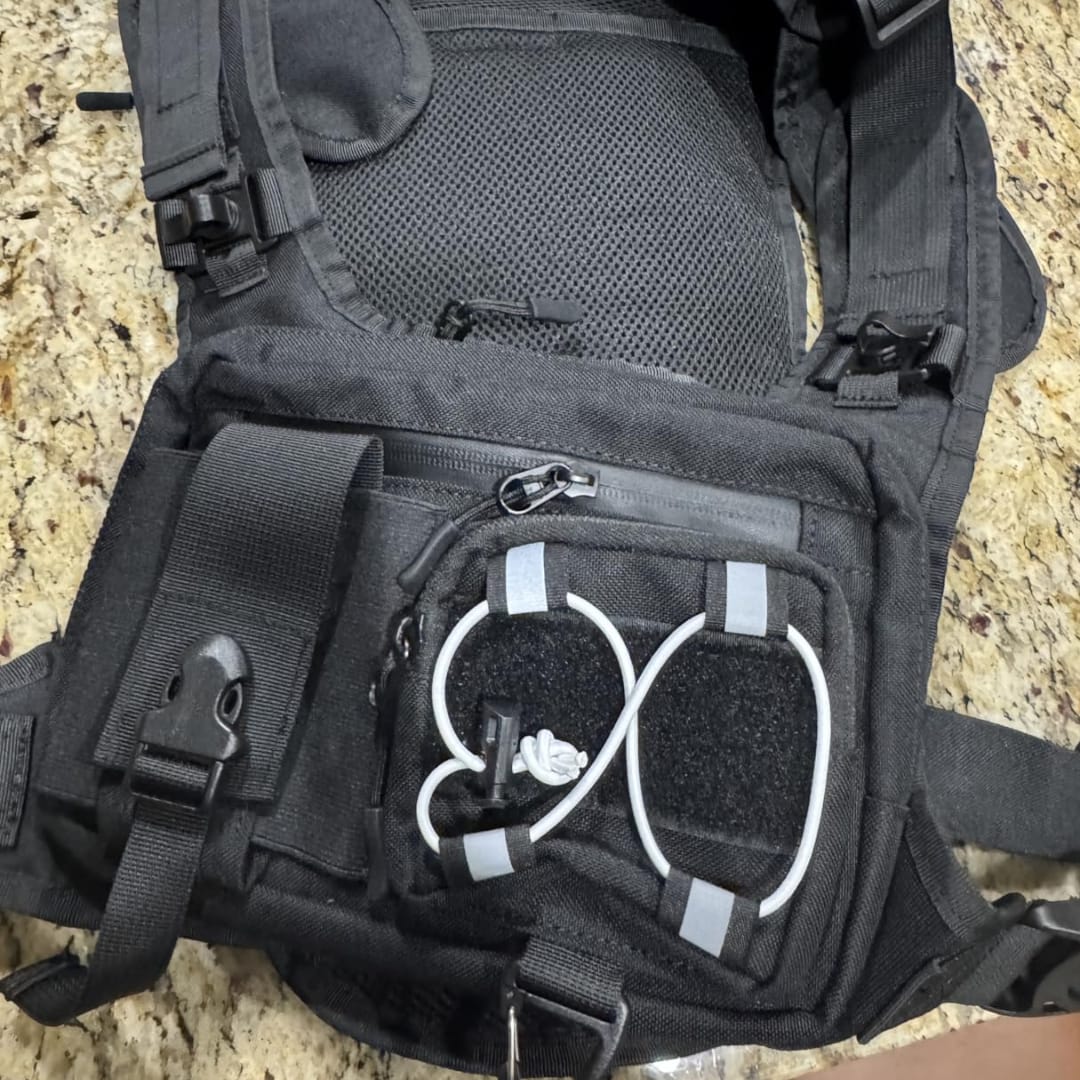 Customer photo review of Hydravo Tactical Hydration Vest