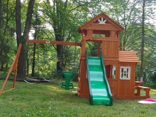Customer photo review of Backyard Discovery Shenandoah Swing Set