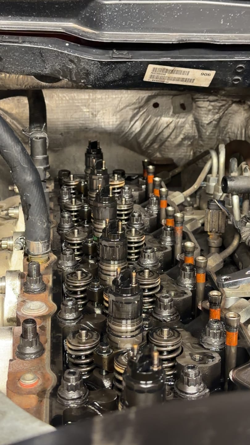 Customer photo review of FSD 1998.5- Present 24V Cummins Clamp Lock Head Stud Kit