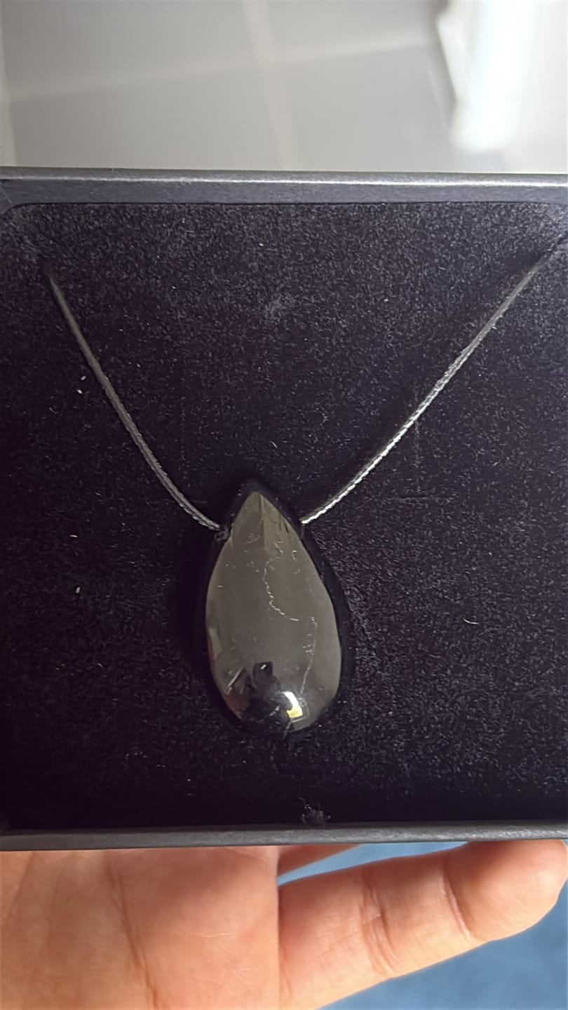 Customer photo review of Pendentif Tourmaline noire