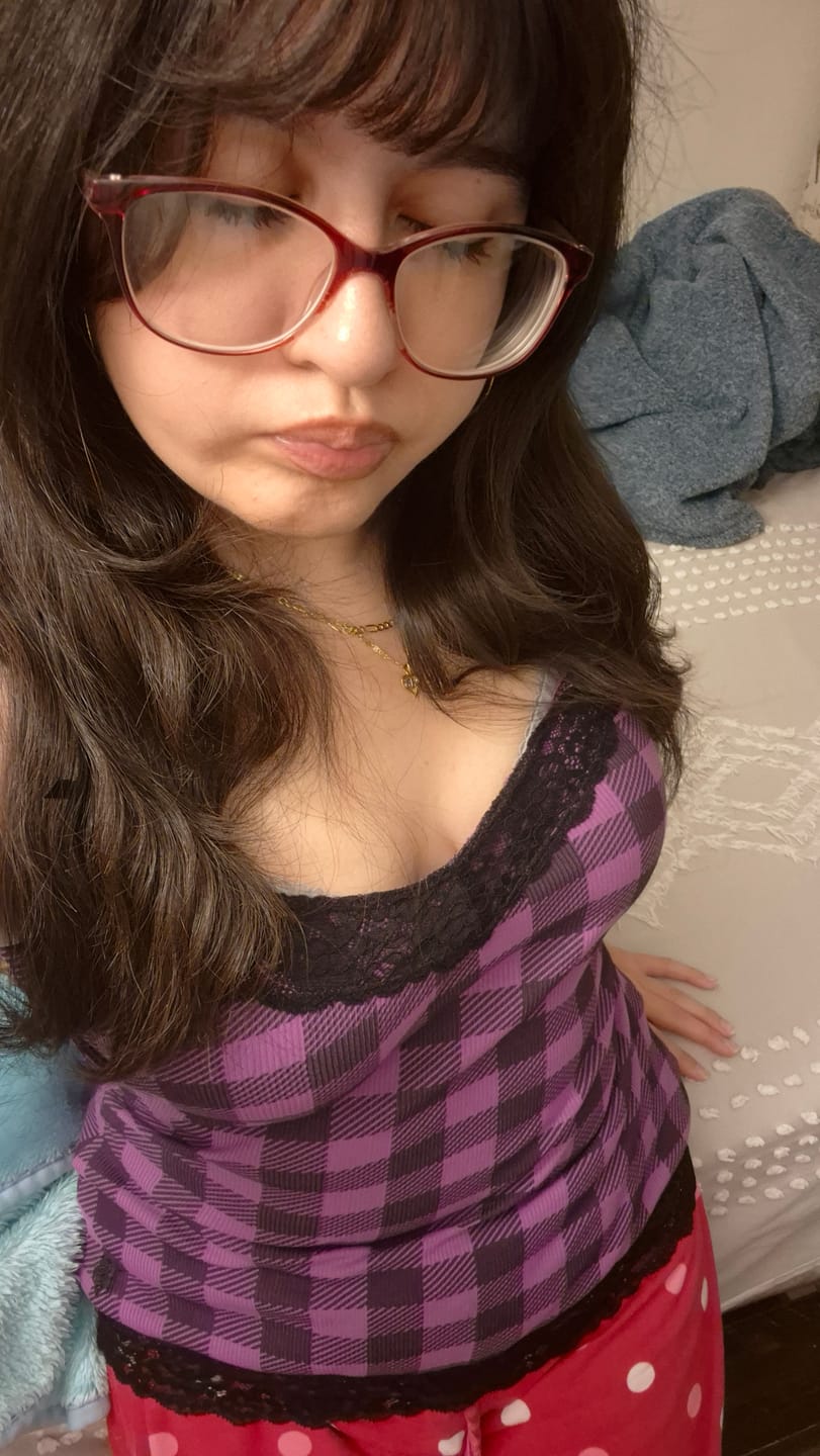 Customer photo review of Daytona Tank - Purple Plaid