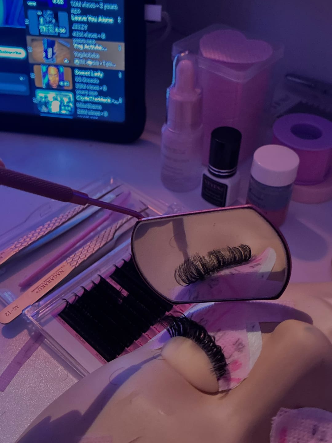 Customer photo review of Extra Strong - Lash Extension Glue