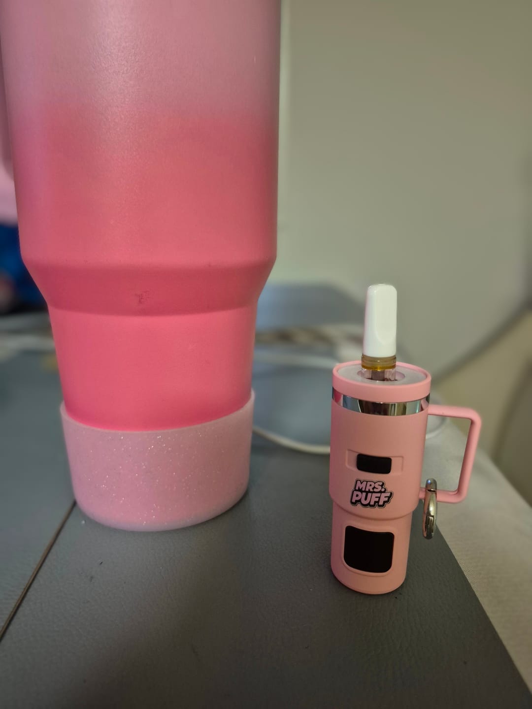 Customer photo review of NEW! Cup Cart 510 Battery by Mrs. Puff