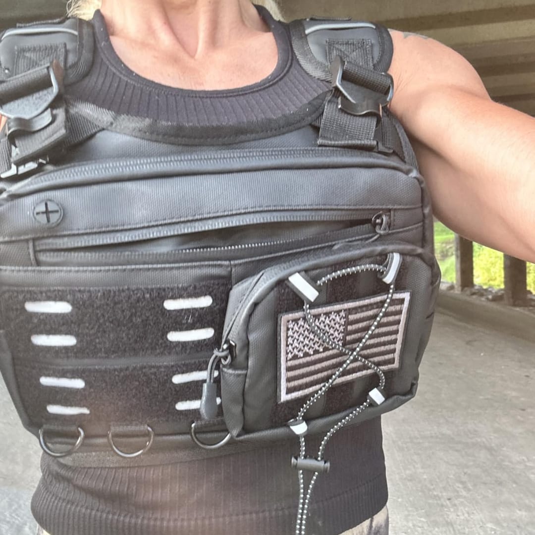 Customer photo review of Hydravo Tactical Hydration Vest