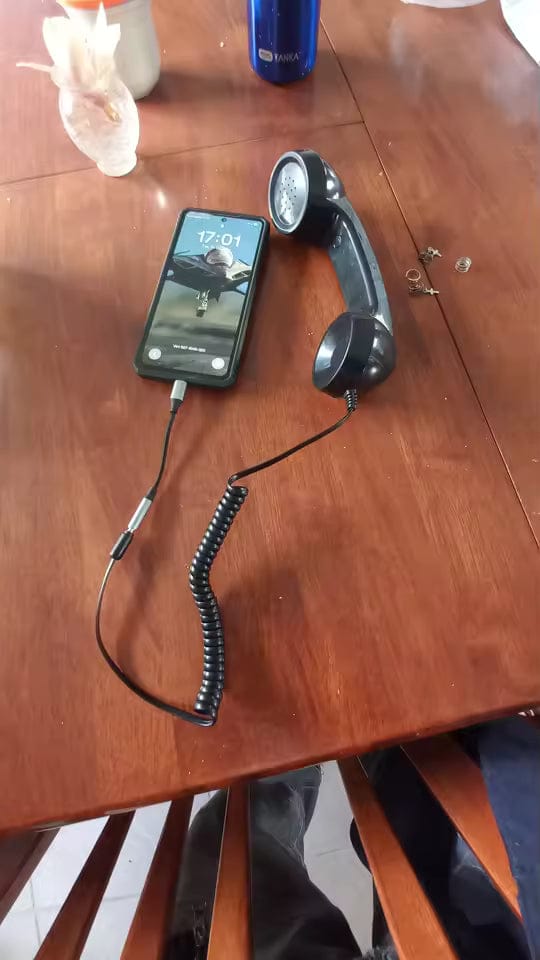 Customer photo review of Teléfono Retro compatible con iPhone y Android