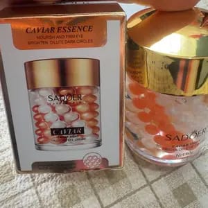 Customer photo review of Crema Contorno Occhi Anti-Invecchiamento con Estratto di Caviale