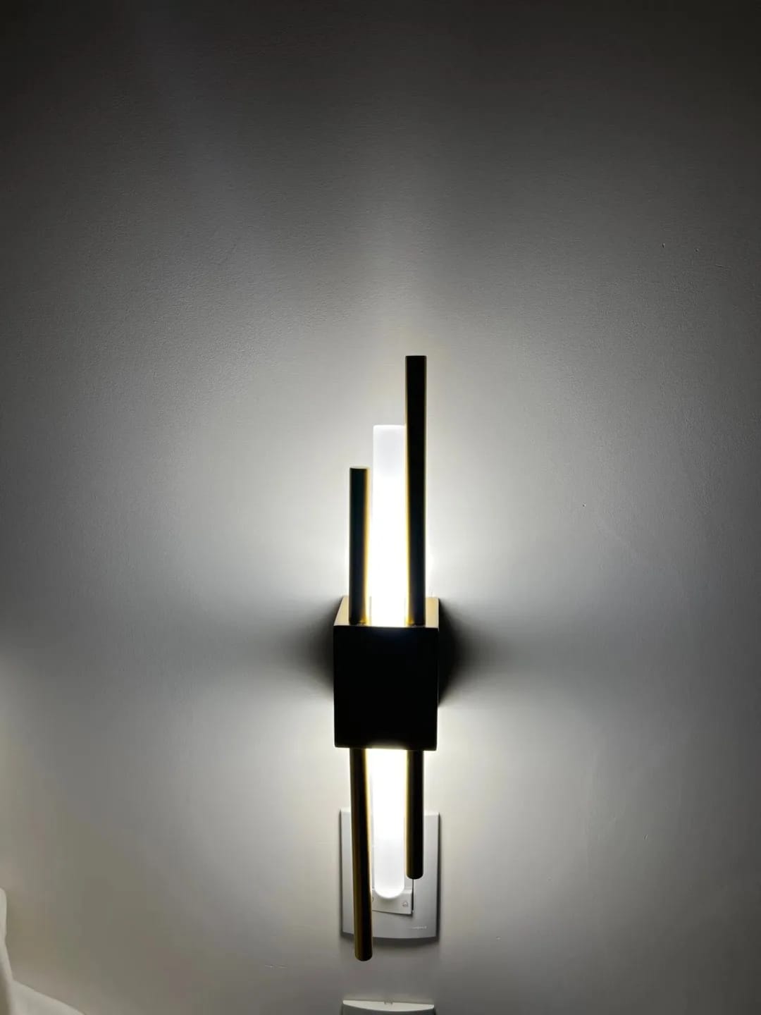 Customer photo review of Curved Wall Light for Bedside, Acrylic Diffuser Sconce