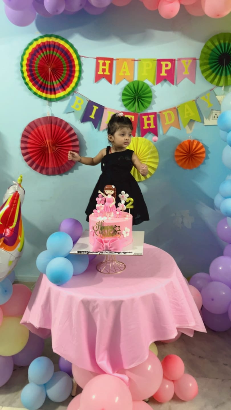 Customer photo review of Floral Girl Cake