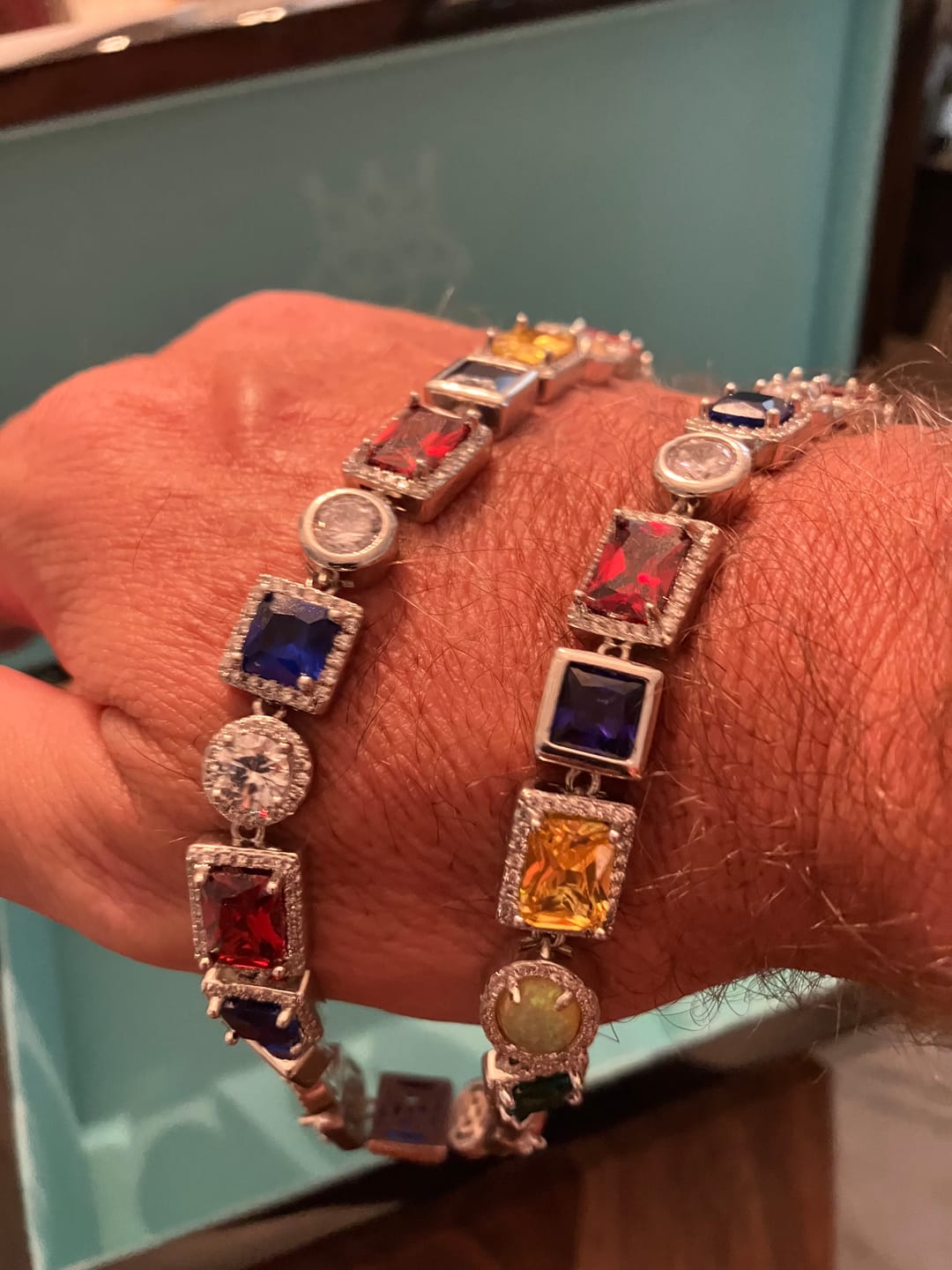 Customer photo review of Premium Adamans Box