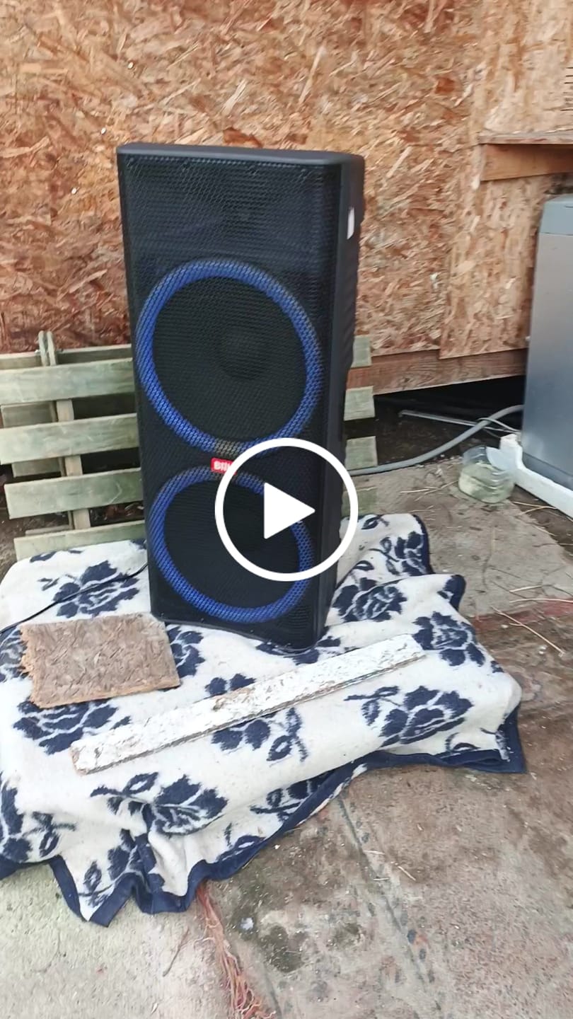 Customer video review of Parlante Bluetooth Karaoke Blik Light360