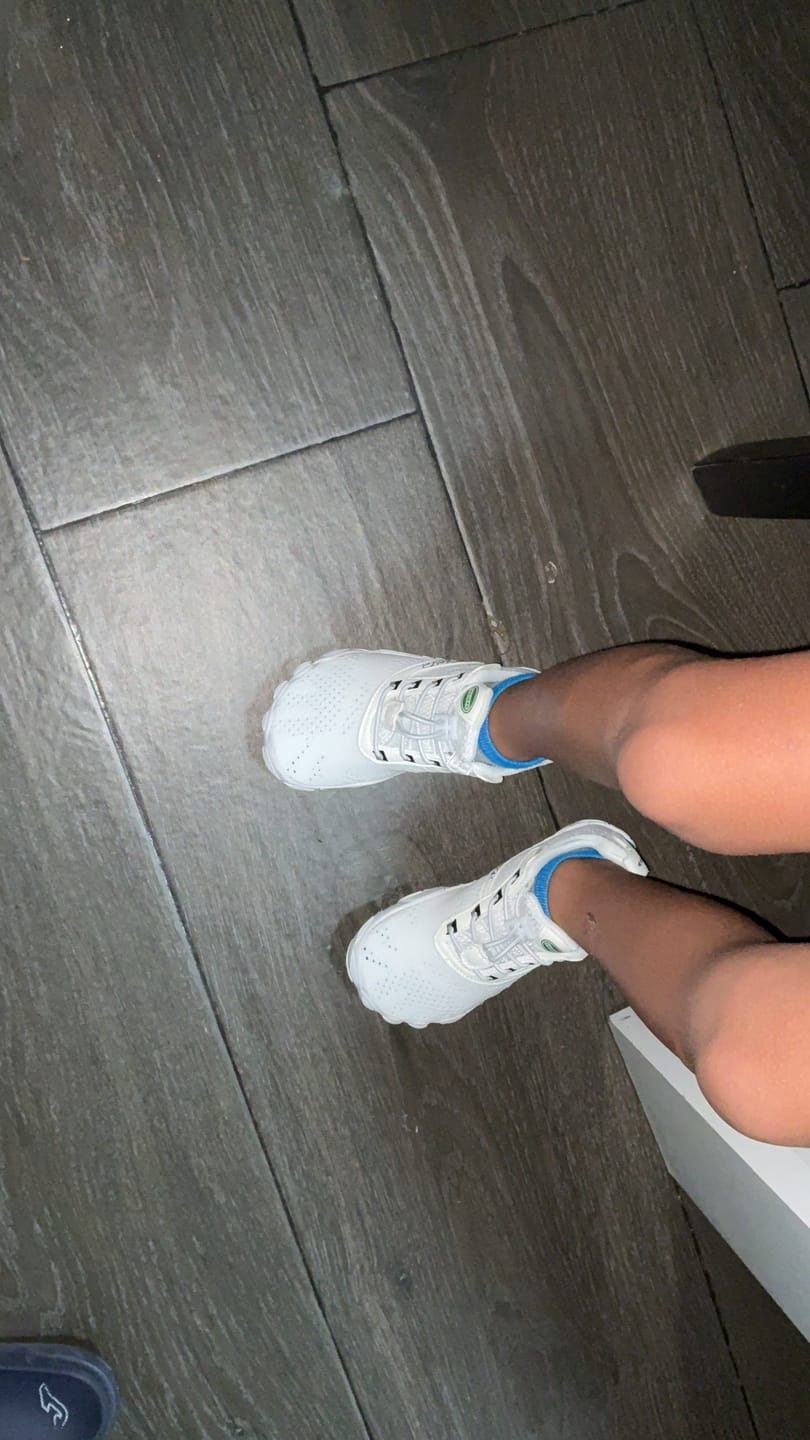 Customer photo review of Niños Free Ⅰ - Zapatos Barefoot