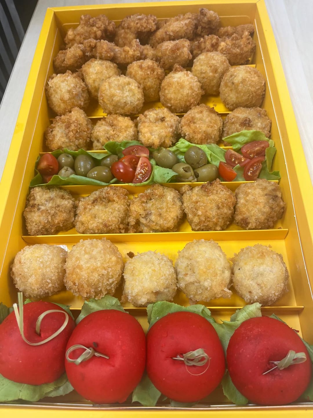 Customer photo review of Platou Mini Eclere (dulce)