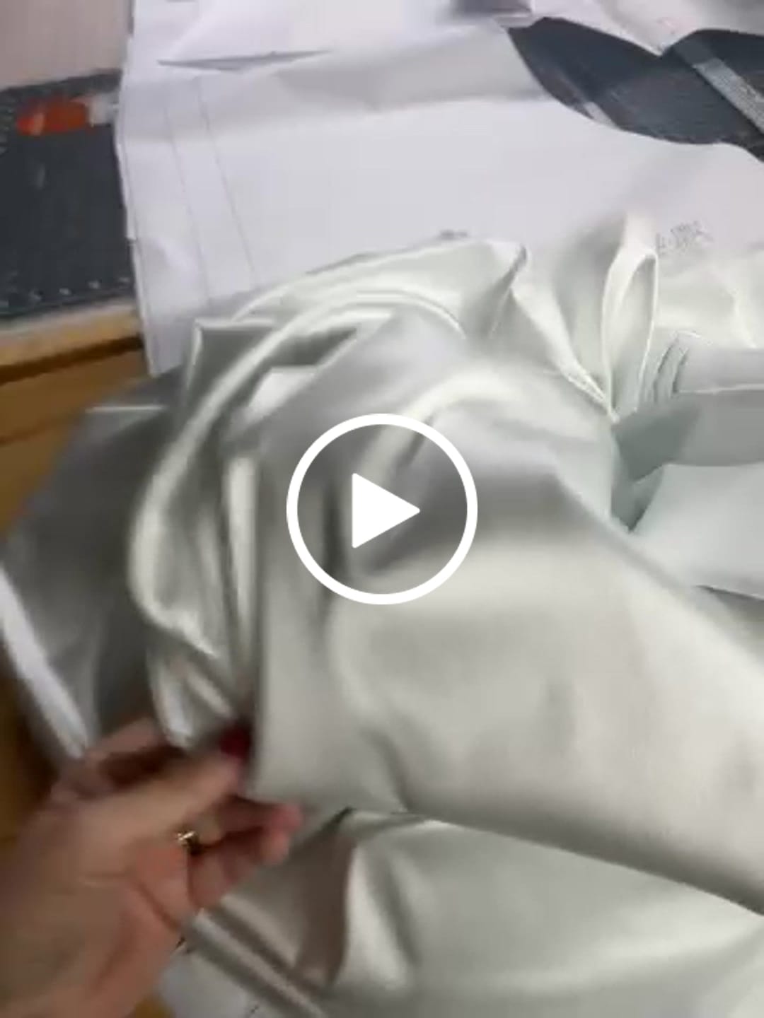 Customer video review of White Stretch Crepe Back Satin