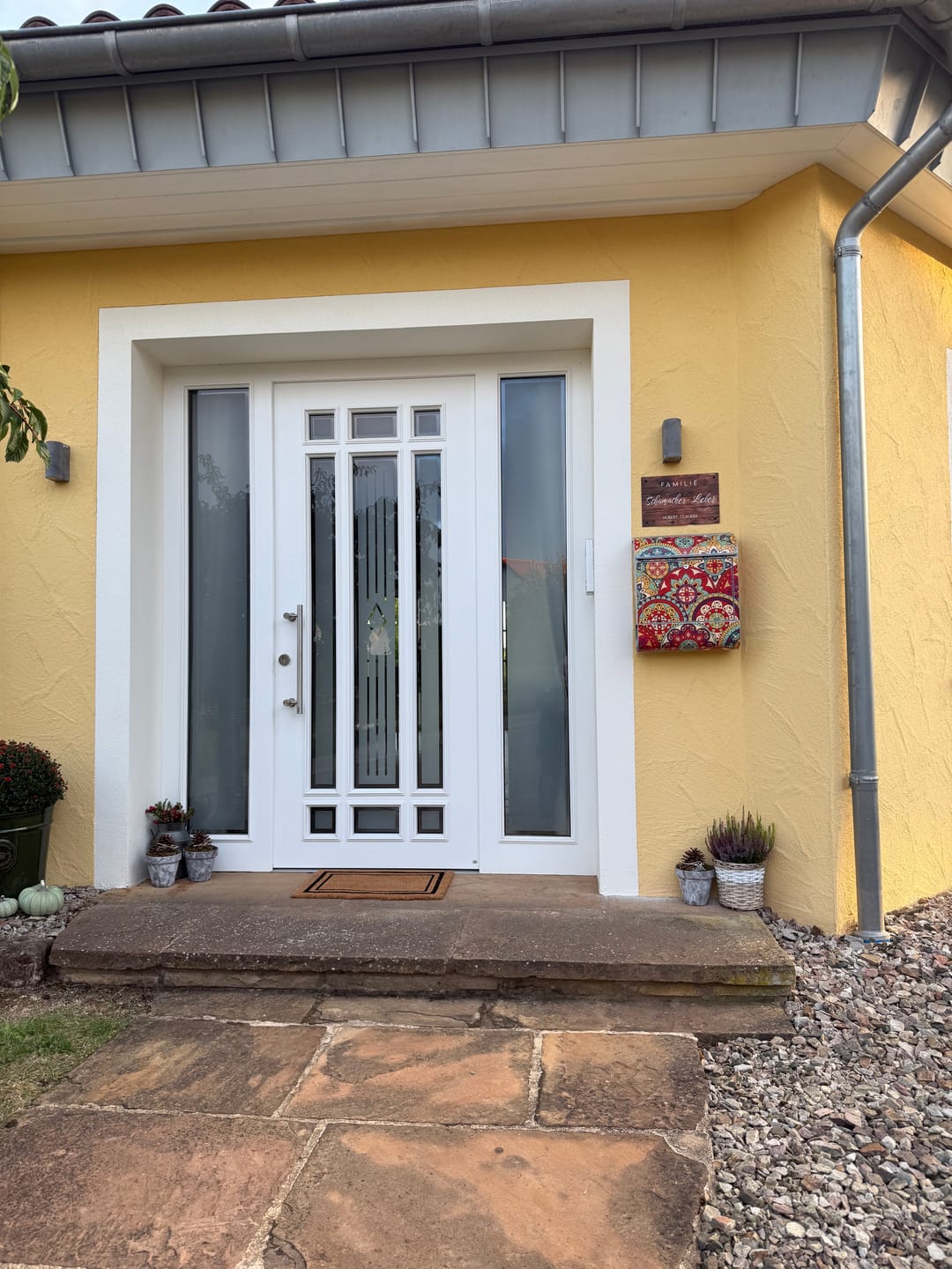 Customer photo review of Personalisiertes Hausschild - Eingangs-Türschild