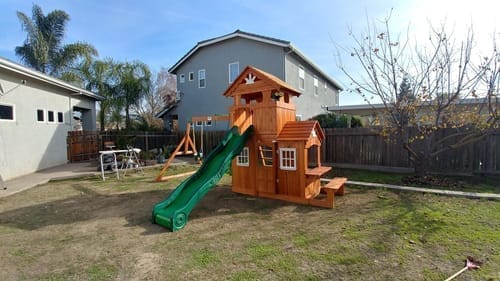 Customer photo review of Backyard Discovery Shenandoah Swing Set