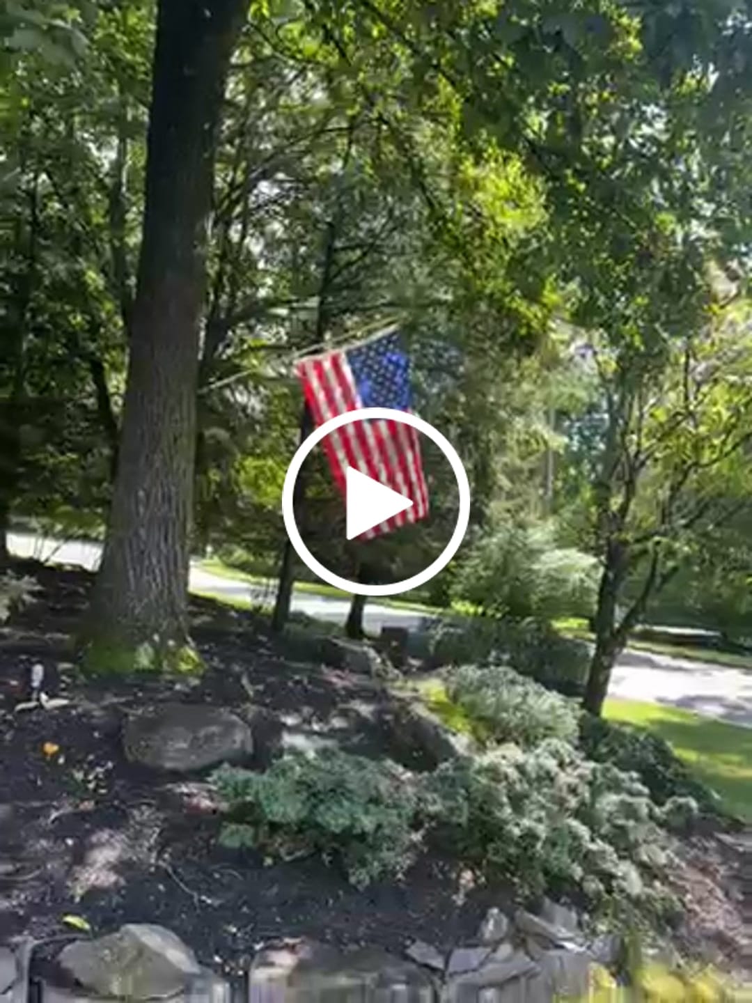 Customer video review of 3' x 5' American Flag Set