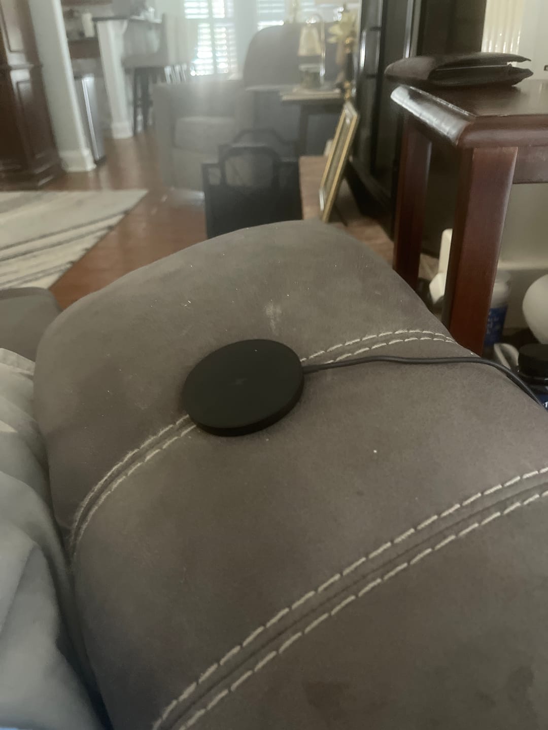 Customer photo review of Spotminders Wireless Charger