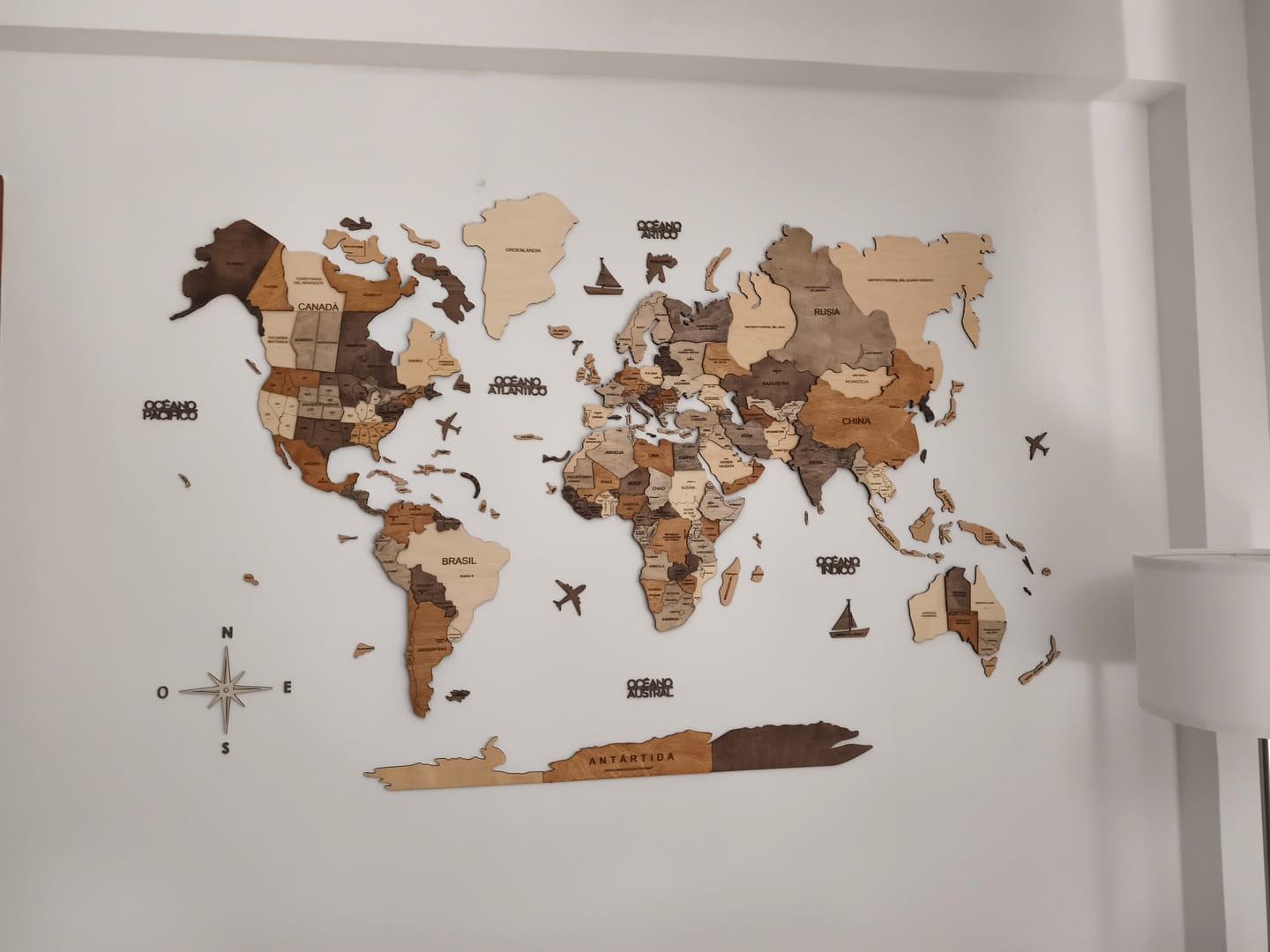 Customer photo review of Mappa del Mondo 3D in Legno Multicolore