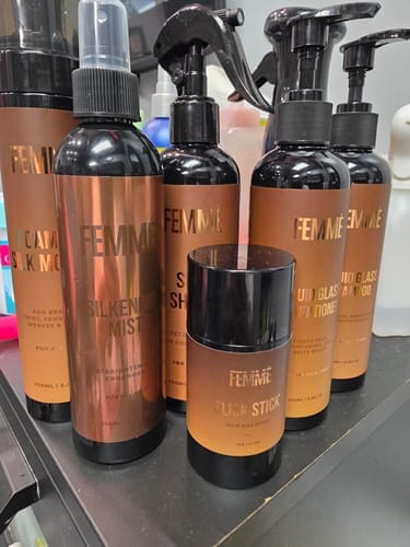 Customer photo review of Silk Shake (Detangling Leave In Conditioner)