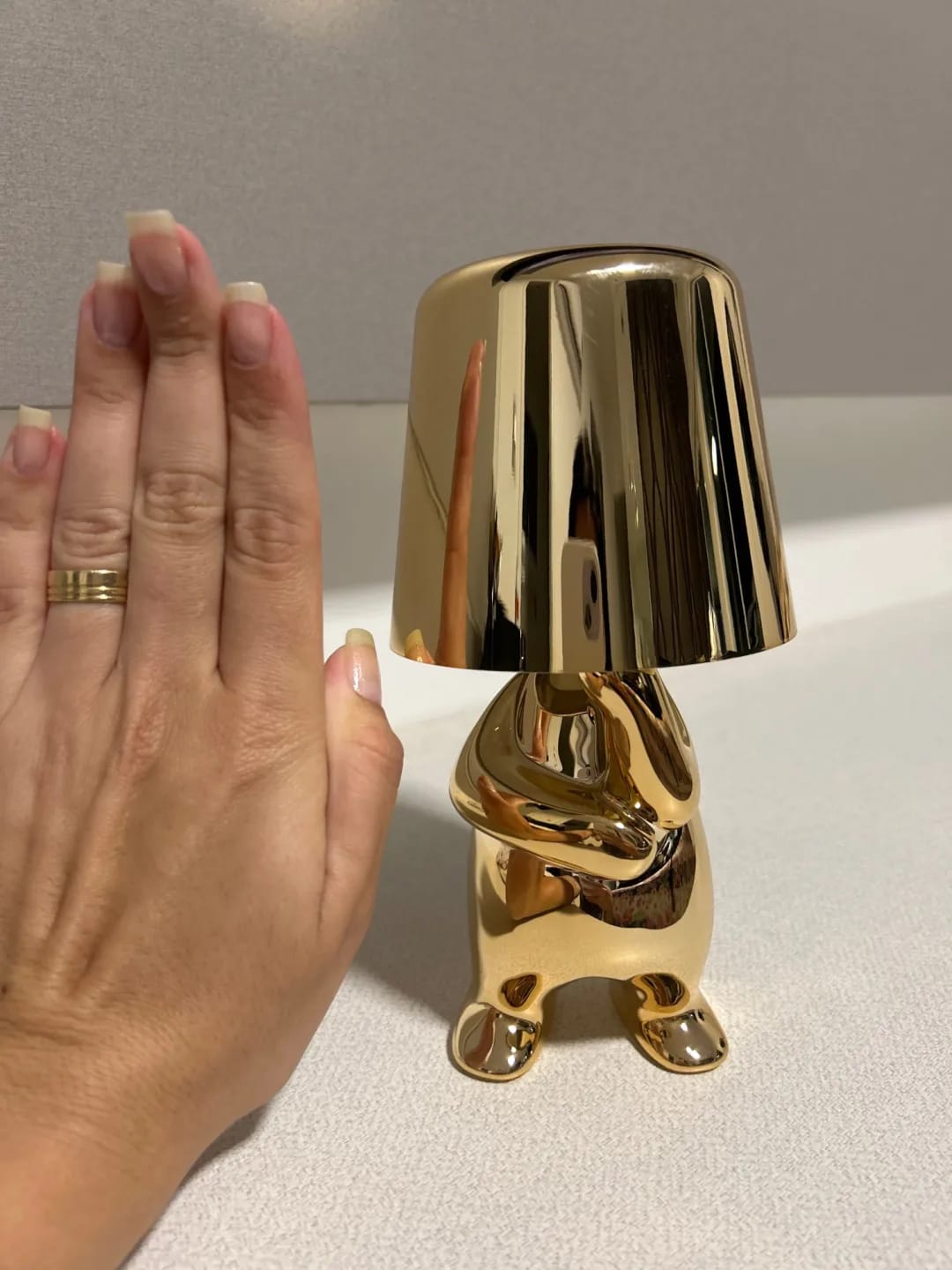 Customer photo review of Figurine Table Lamp for Bedside, Gold, Touch Dimming, 19 cm