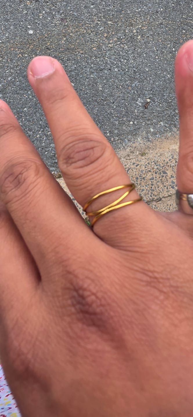 Customer photo review of Gold Infinity Loop Ring