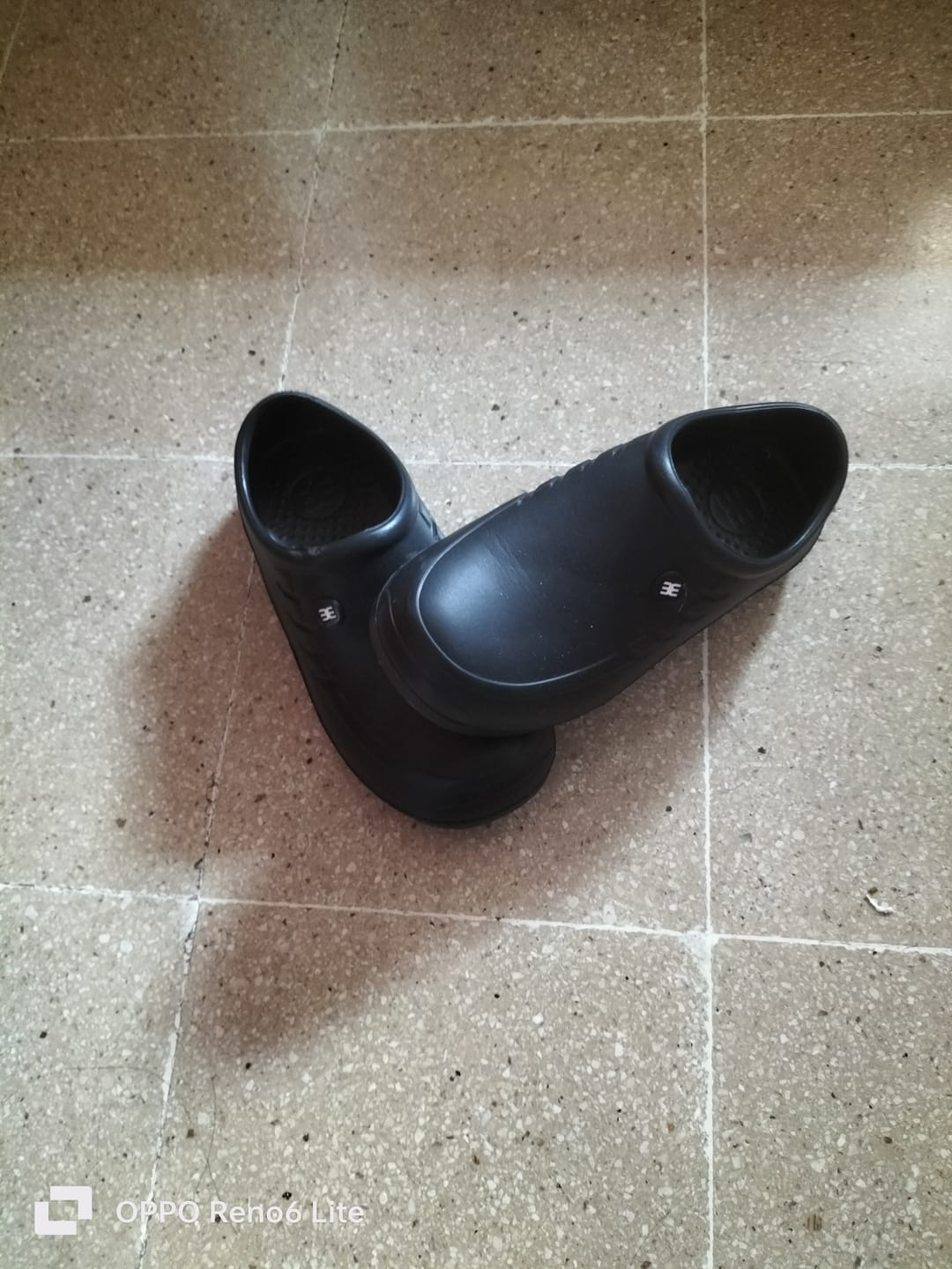 Customer photo review of Zapato De Cocina Profesional Zueco Casual