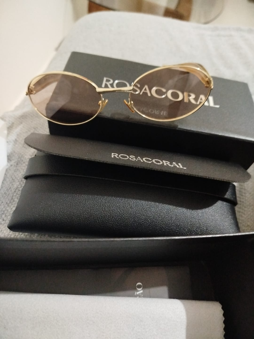 Customer photo review of Óculos Corfu | Lançamento