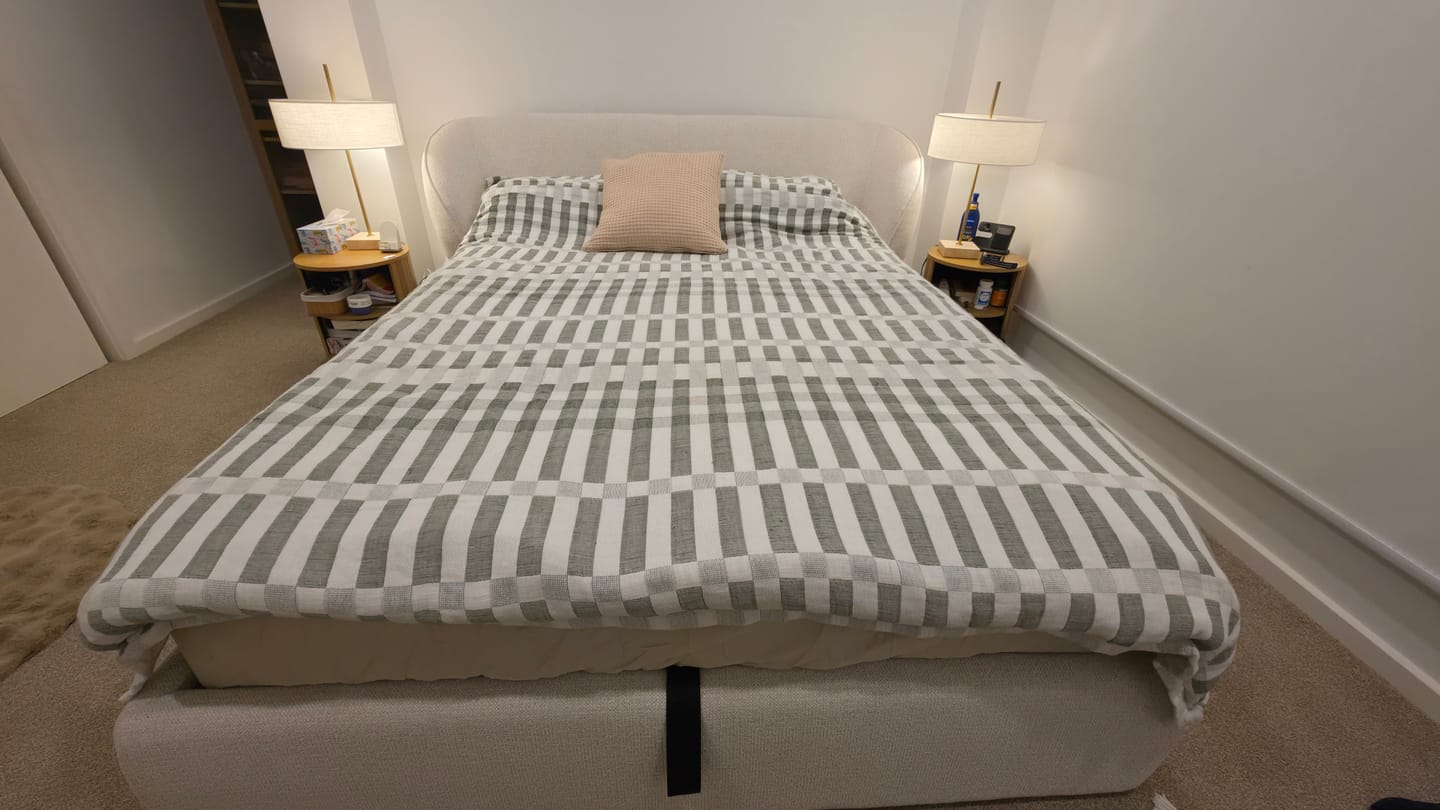Customer photo review of Pescara Bed