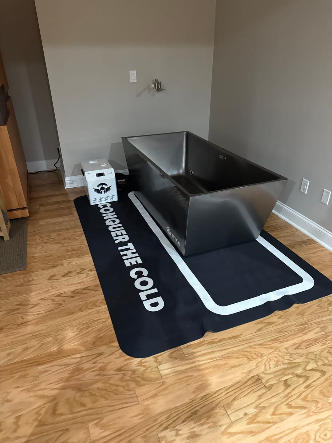 Customer photo review of Apex Acrylic Cold Plunge Tub + Chiller Bundle