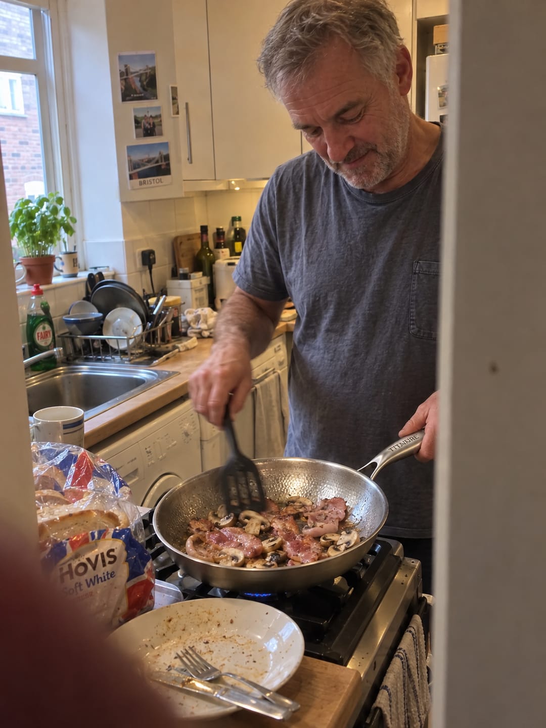 Customer photo review of Titanure™ 100% Pure Titanium Frying Pan