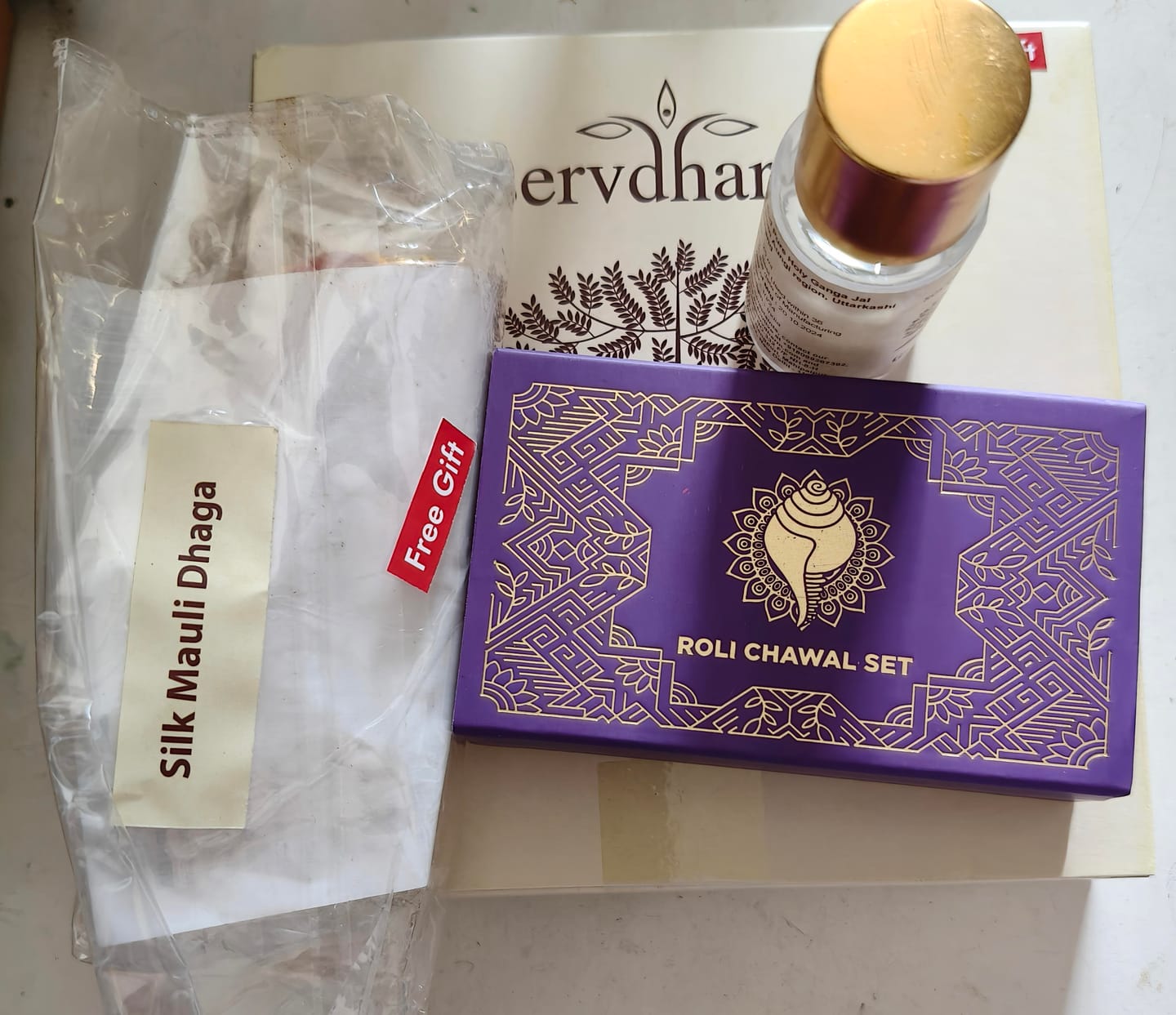 Customer photo review of Premium White Shailputri Mata Chunri | Navratri White Chunri/Aasan | 26 x 10 inch