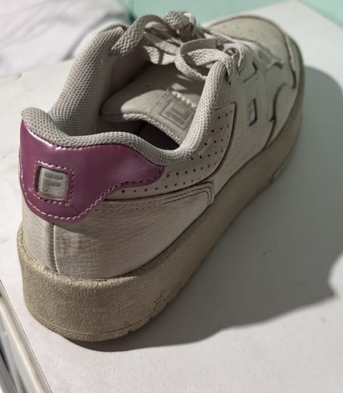 Customer photo review of Zapatillas Fila Ardenza Mujer Blanco