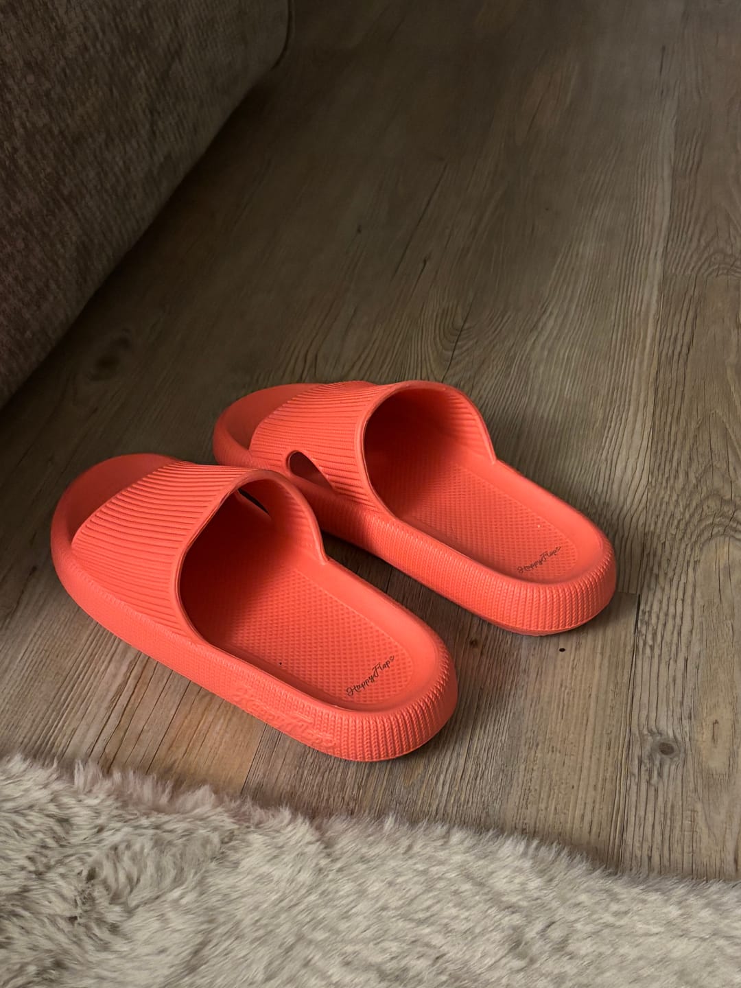 Customer photo review of HappyFlops Original