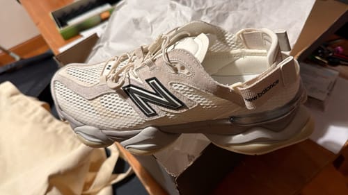 Customer photo review of 【日本限定款 】New Balance U9060 Summer Sea Salt 奶油色 U90609IH
