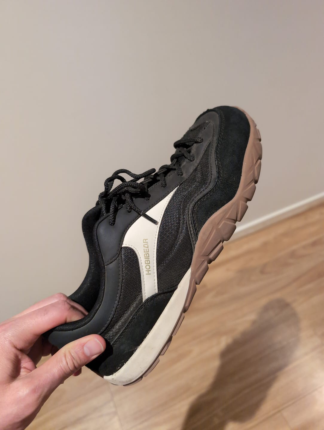 Customer photo review of Hollow - Wide Toe Sneakers