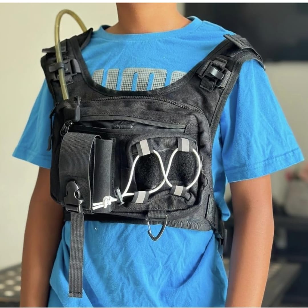 Customer photo review of Hydravo Tactical Hydration Vest