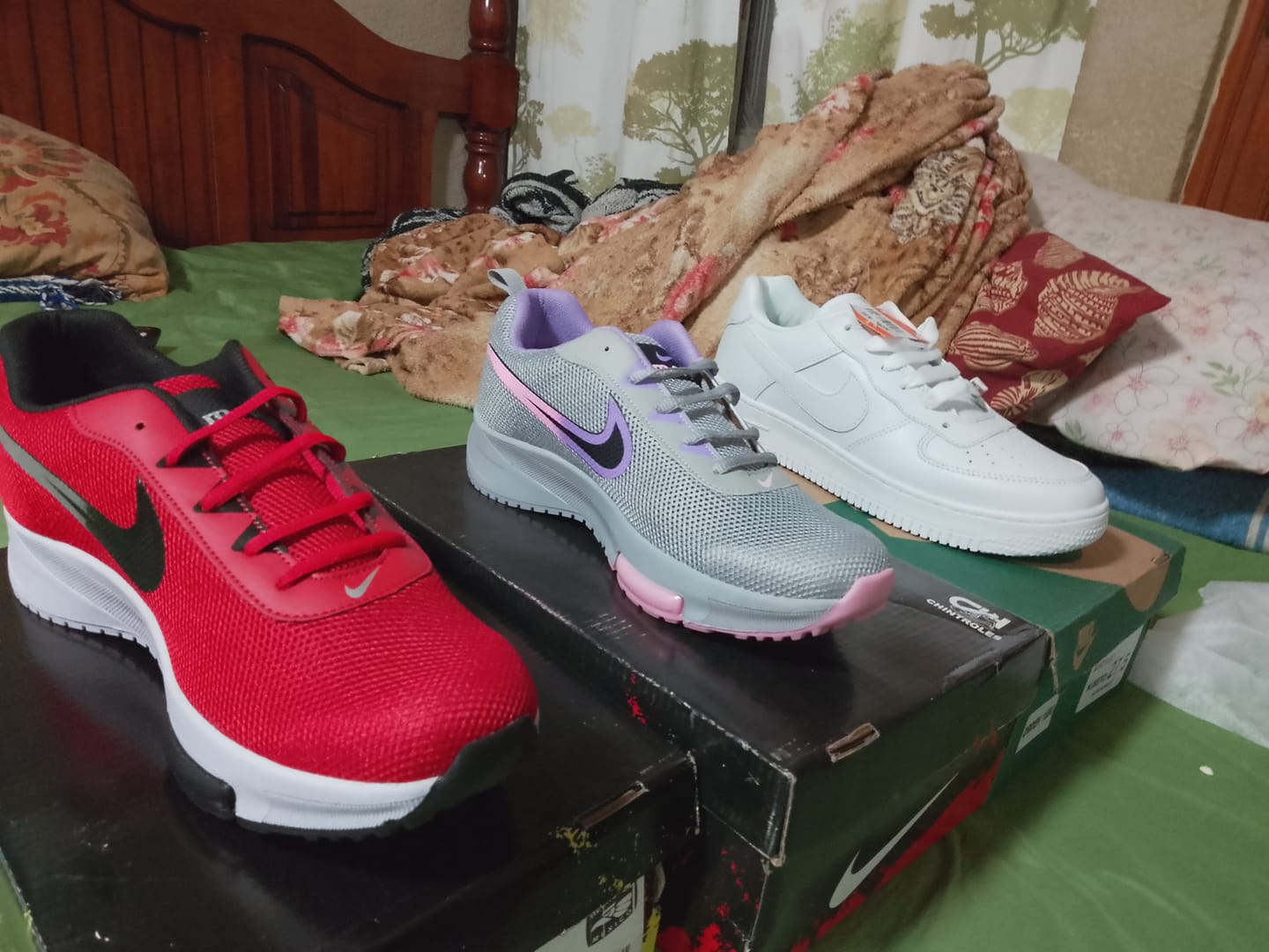 Customer photo review of Tenis 270 Blanco Total