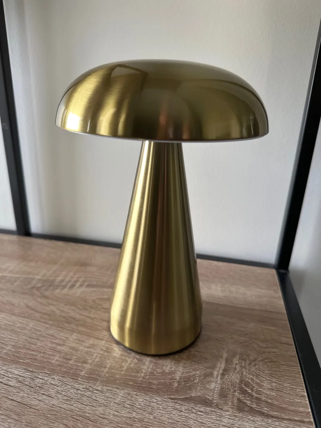 Customer photo review of Copper Table Lamp for Nightstand, Dome Shade, 23 cm