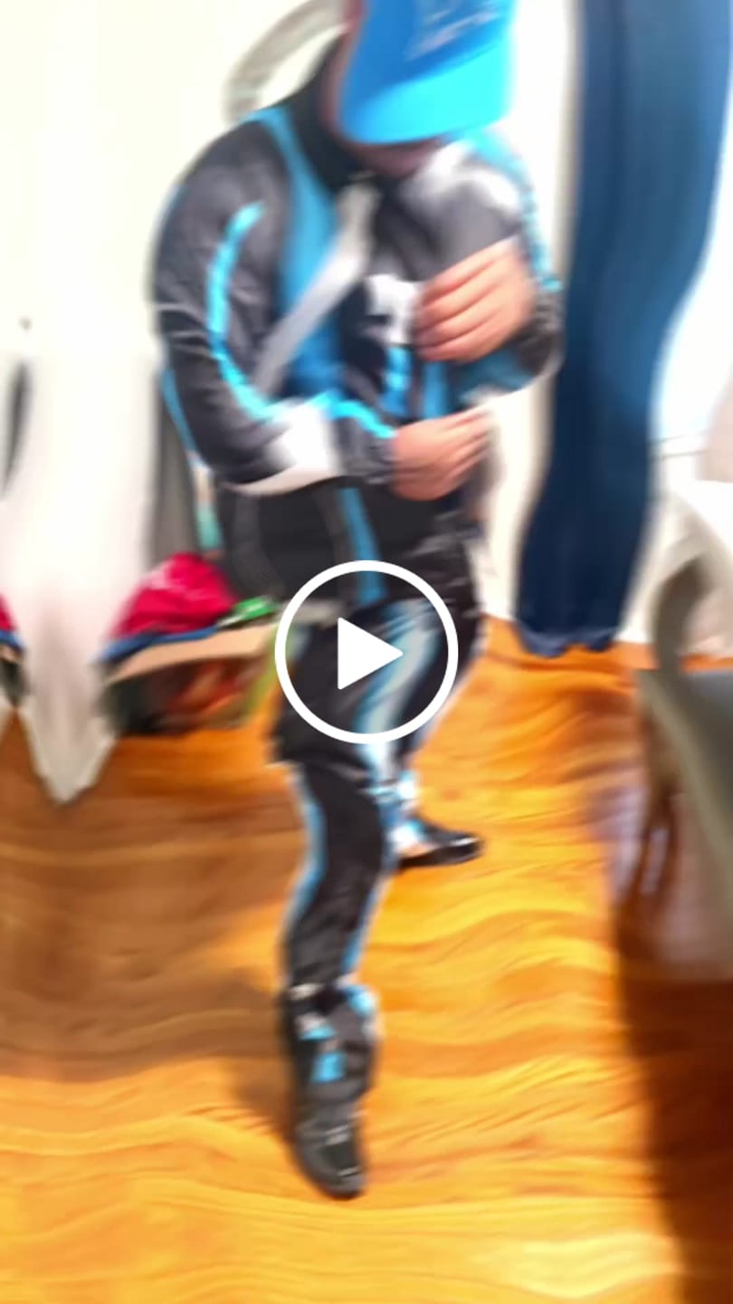 Customer video review of TOA Classic jackets - Black/Blue
