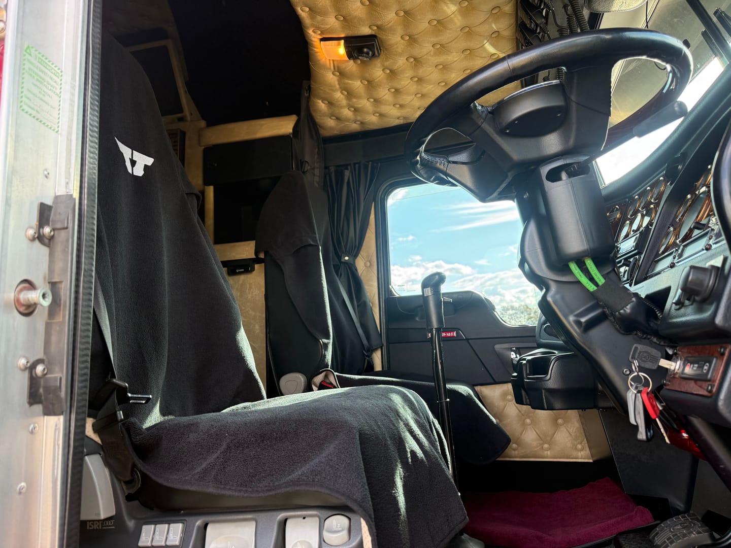 Customer photo review of Waterproof Truck Towel Seat Cover