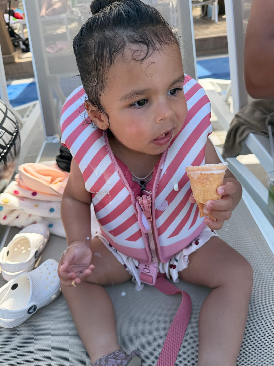 Customer photo review of Stripes Bloom Learning Float Vest (Age 1-2 years)