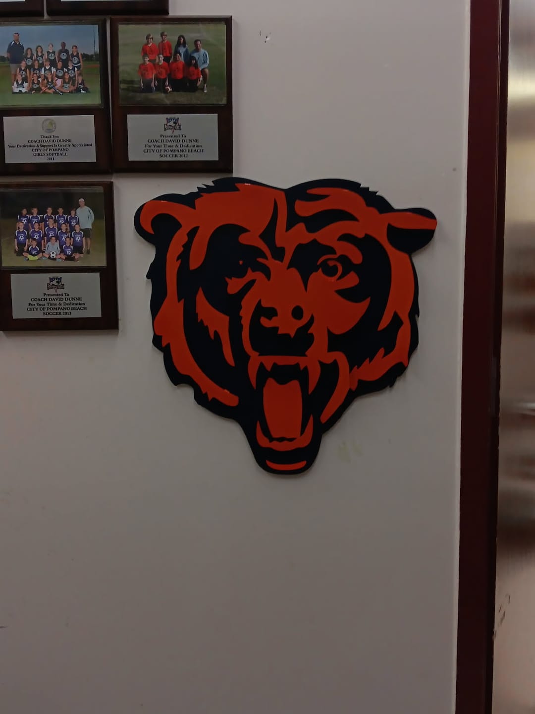 Customer photo review of Chicago Bears "Roaring Bear" 3D Vintage Metal Wall Art