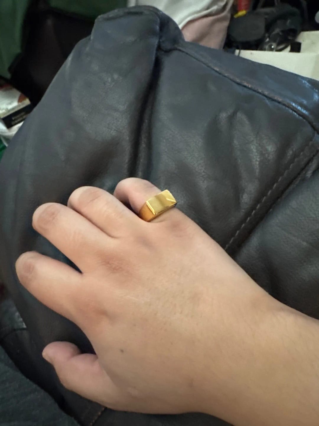 Customer photo review of Chevalière rectangulaire (or)