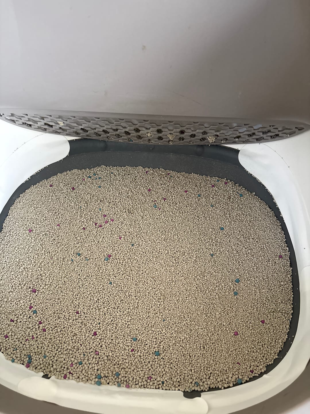 Customer photo review of Neakasa 猫トイレ用汚れ防止アクセサリー（シリコンパッド・シール）