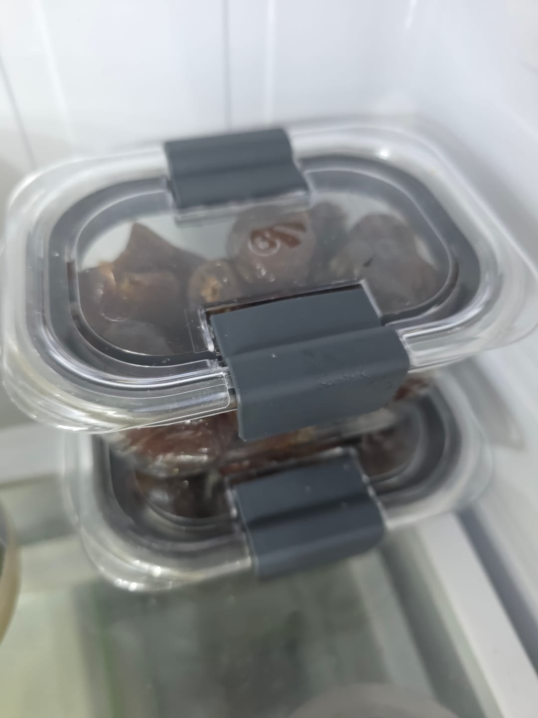 Customer photo review of Organic Rutab Medjool Dates Box