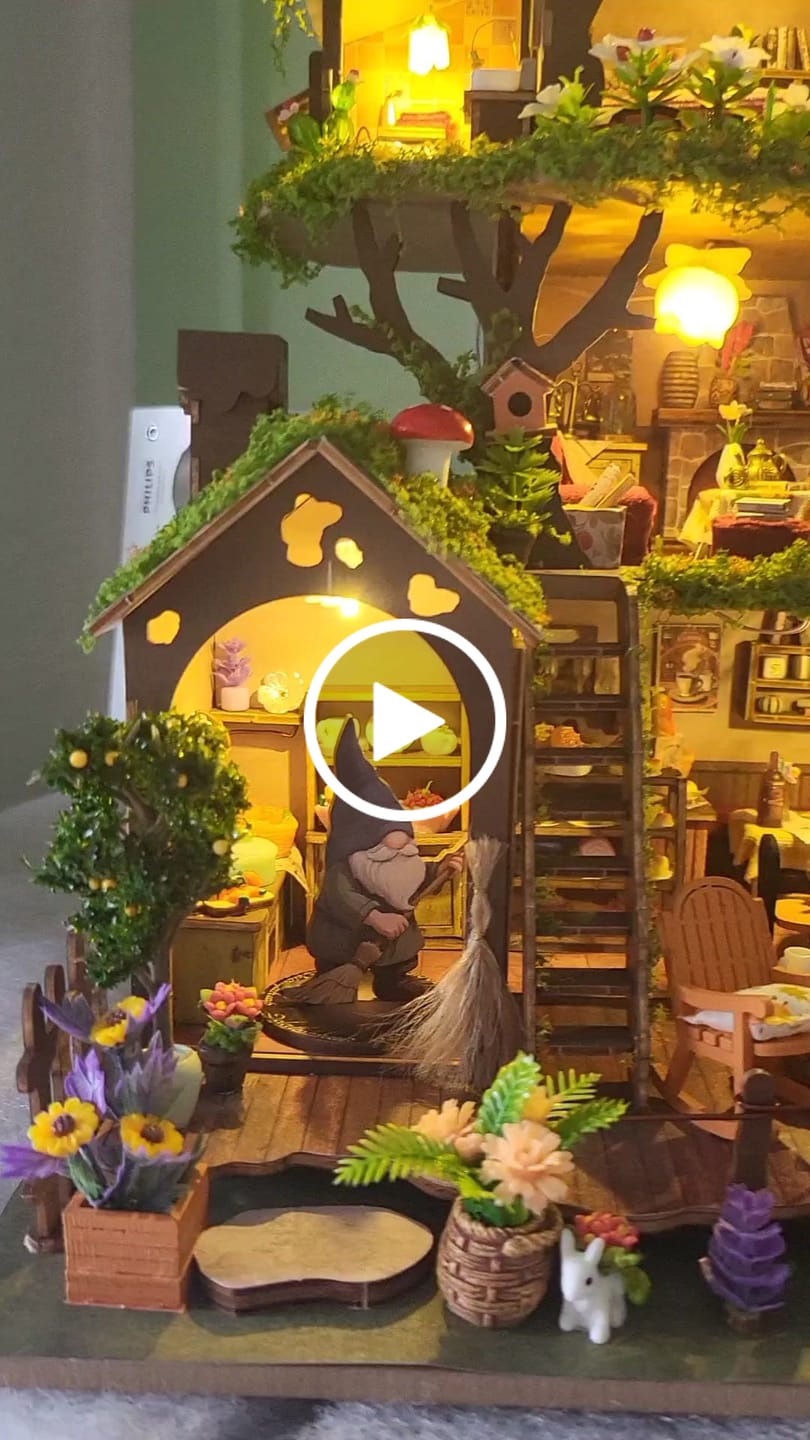 Customer video review of Time Treehouse DIY Miniature Kit